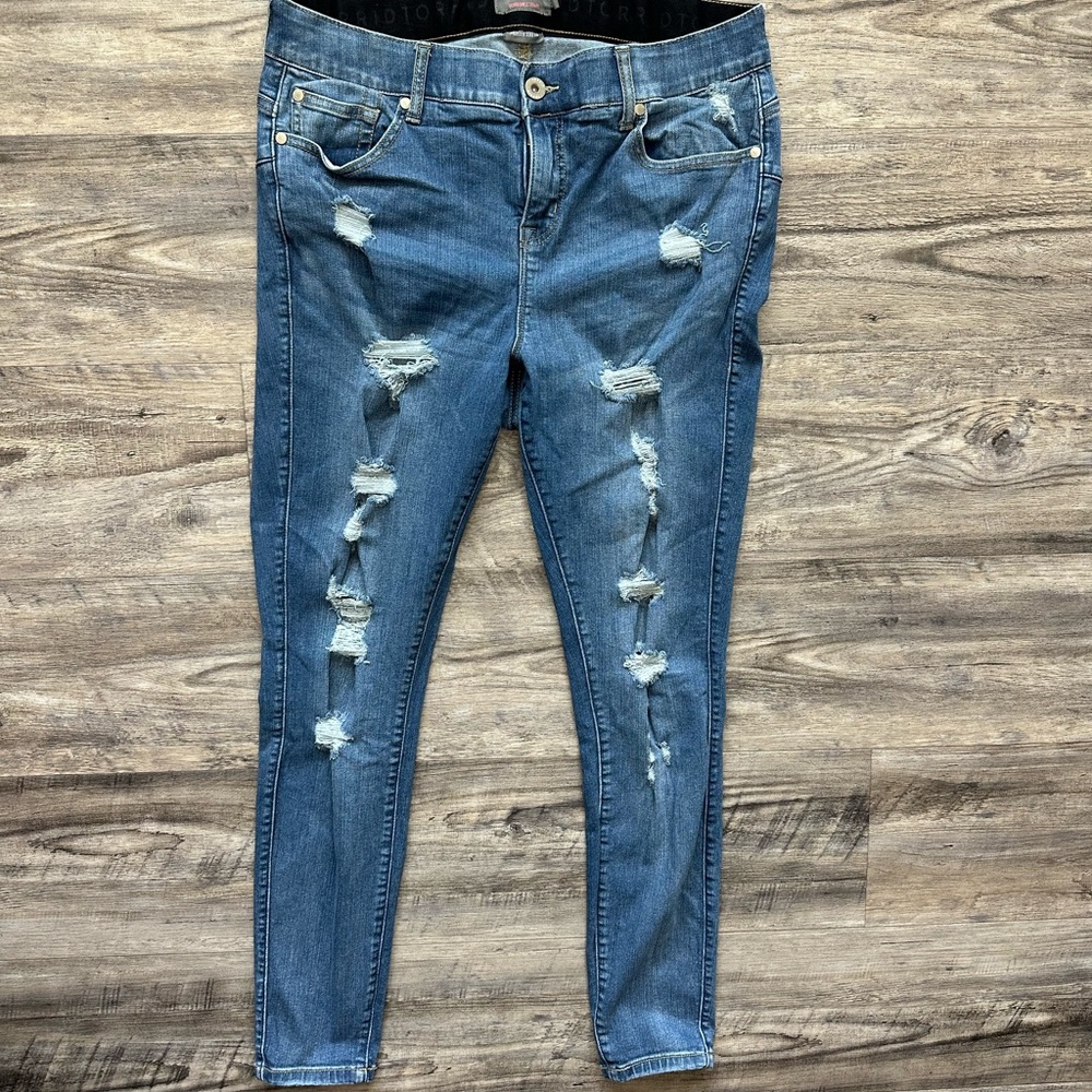 Torrid Bombshell skinny jeans